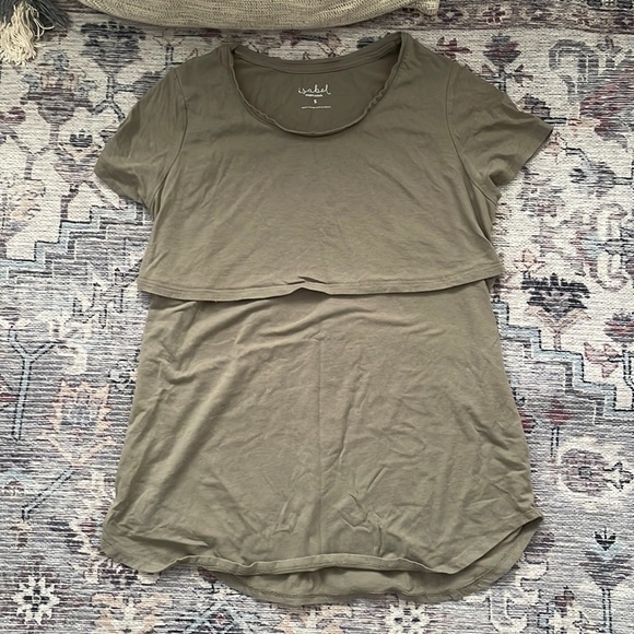 Ingrid+Isabel 2 for 1!! Nursing t-shirts - Picture 2 of 4